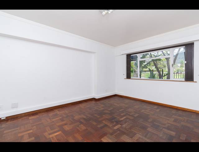 1 BEDROOM APARTMENT FOR SALE IN ORANJEZICHT